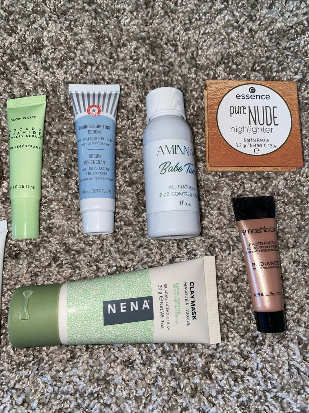 Makeup Sample Lot - Picture 3 of 3